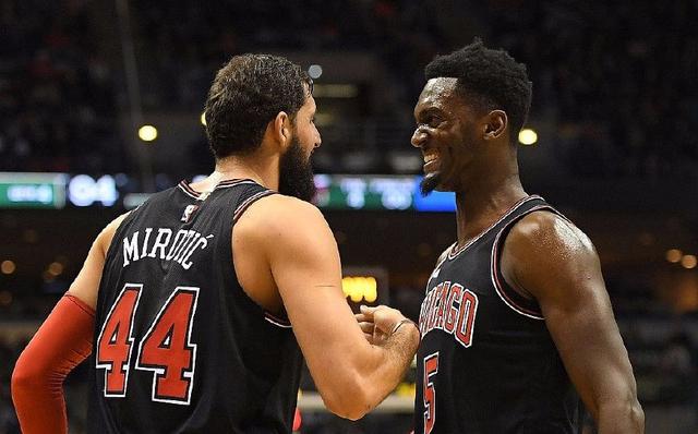 团队防守篮 团队防守篮